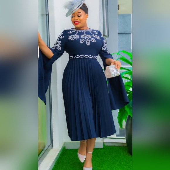 NWT GORGEOUS NAVY PLEATED DRESS WITH SILVER STONES - Picture 2 of 3